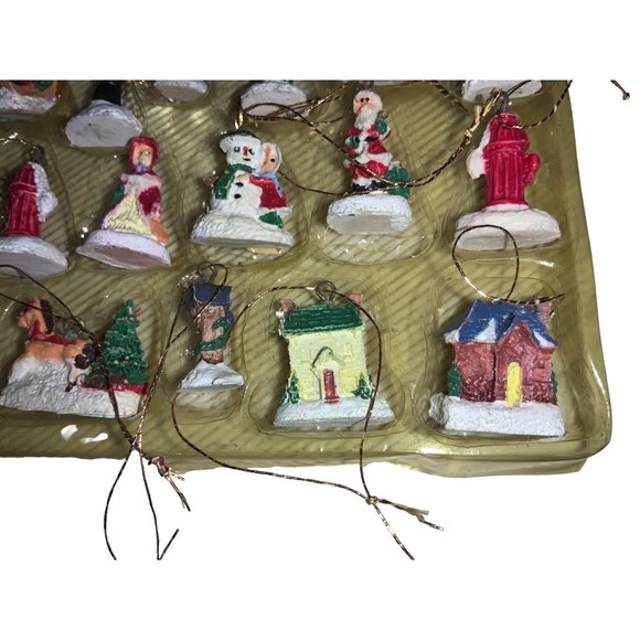 Victorian Mini Christmas Tree Polystone Ornaments Set of 18 Open Package - Picture 7 of 10
